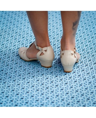 Ivory Genuine Leather Low Heel Vintage Sandals