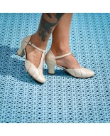 Classic ivory leather vintage T-strap low heels