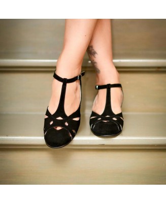 Black leather retro T-shaped high heels