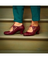 Elegant burgundy leather vintage lace-up high heels