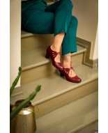 Elegant burgundy leather vintage lace-up high heels