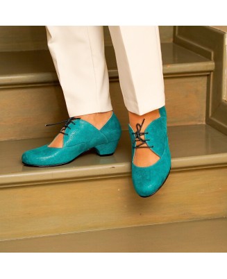 Turquoise leather vintage...