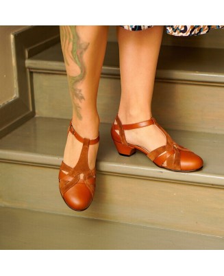 Brown leather vintage...