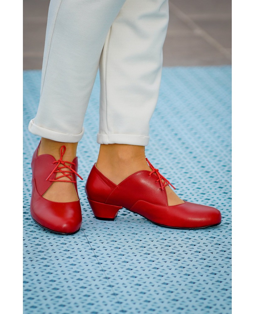 Red leather retro lace-up low heels