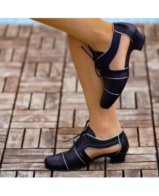 Black hollow leather lace-up shoes